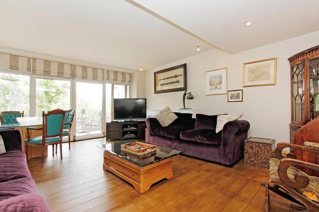 Overlooking Hyde Park Apartament Londra
